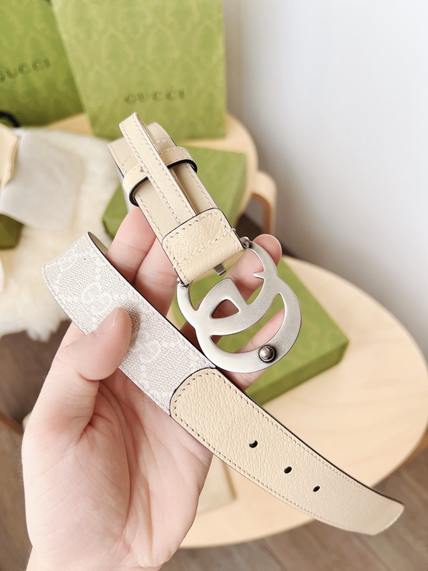 スーパーコピーグッチベルト側面デザイン